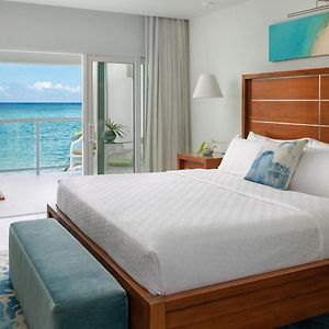 Club Oceanfront King Room